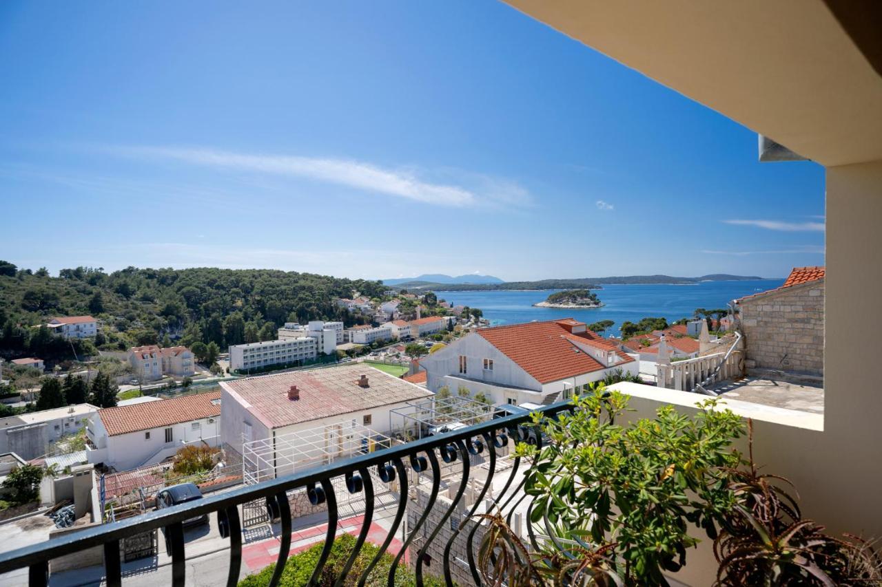 The Swallow'S Nest - Zf Hvar Hvar Town Exterior foto